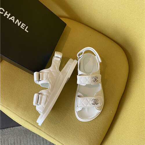High Quality Luxury Chanel Flat Beach Shoes Sandals product detail
