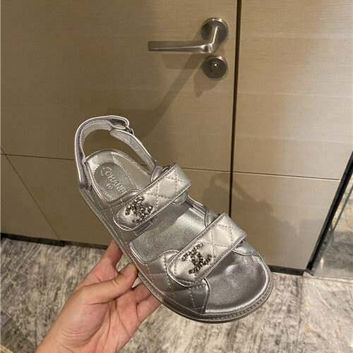High Quality Luxury Chanel Flat Beach Shoes Sandals – Style 33702 product detail