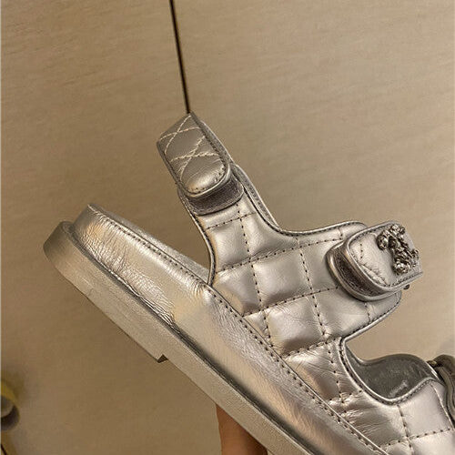 High Quality Luxury Chanel Flat Beach Shoes Sandals – Style 33702 product detail