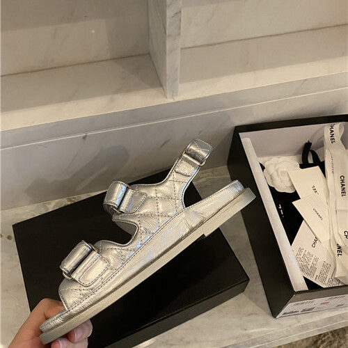High Quality Luxury Chanel Flat Beach Shoes Sandals – Style 33702 product detail
