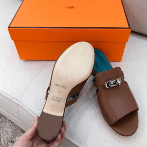 High Quality Luxury Hermes Chunky Heel Sandals – Style 68867 product detail