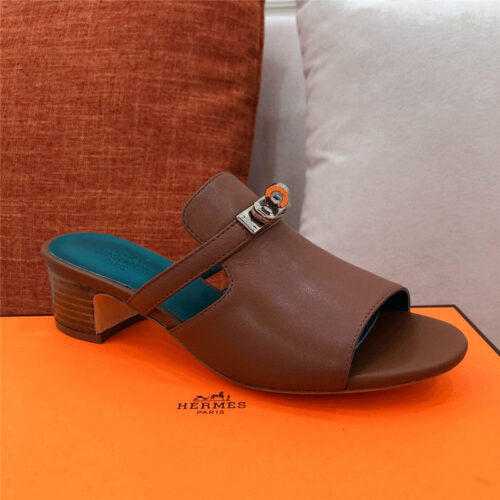 High Quality Luxury Hermes Chunky Heel Sandals – Style 68867 product detail