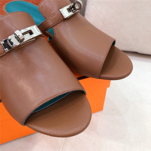 High Quality Luxury Hermes Chunky Heel Sandals – Style 68867 product detail