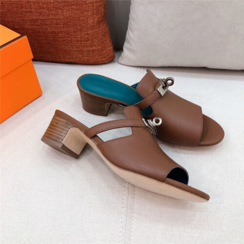 High Quality Luxury Hermes Chunky Heel Sandals – Style 68867 product detail