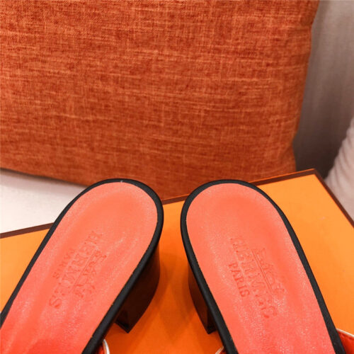 High Quality Luxury Hermes Chunky Heel Sandals – Style 03331 product detail
