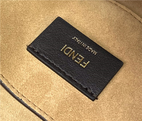 High Quality Luxury Fendi Saddle Bag – Style 32679 product detail
