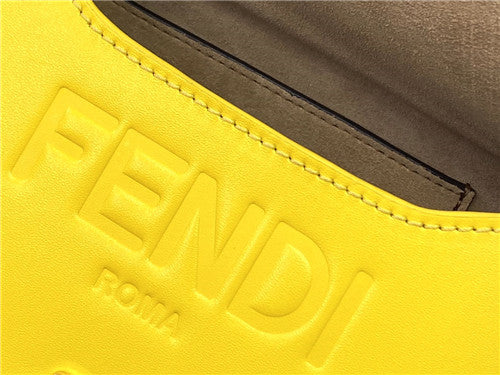 High Quality Luxury Fendi Saddle Bag – Style 32679 product detail