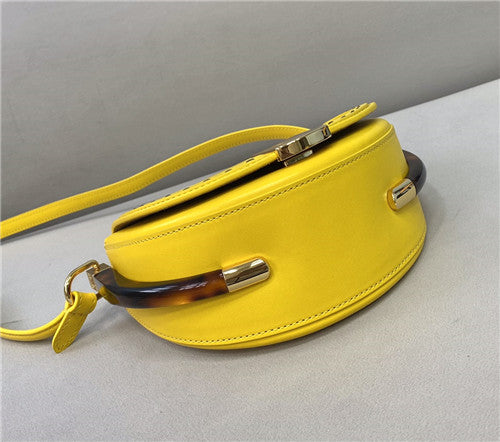 High Quality Luxury Fendi Saddle Bag – Style 32679 product detail