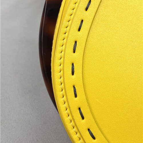 High Quality Luxury Fendi Saddle Bag – Style 32679 product detail