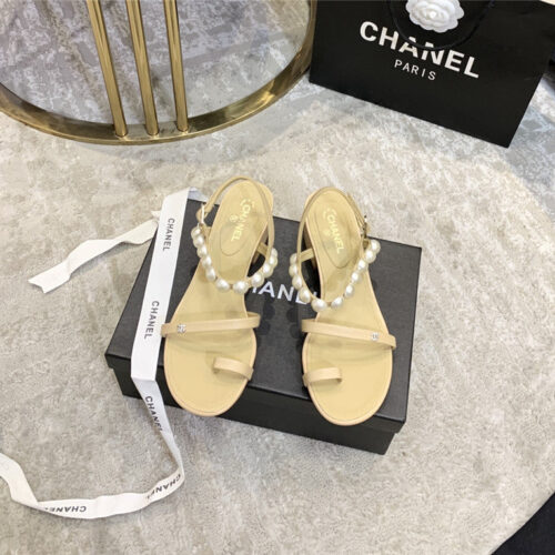 High Quality Luxury Chanel Pearl Embellished Sandals product detail