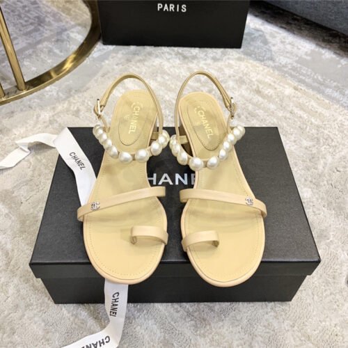 High Quality Luxury Chanel Pearl Embellished Sandals alternate view
