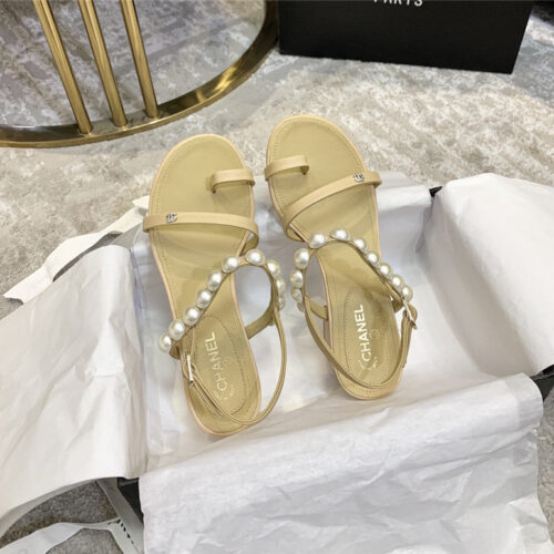 High Quality Luxury Chanel Pearl Embellished Sandals product detail