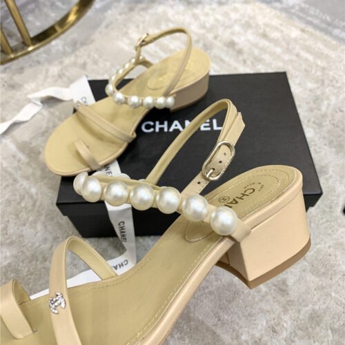 High Quality Luxury Chanel Pearl Embellished Sandals product detail