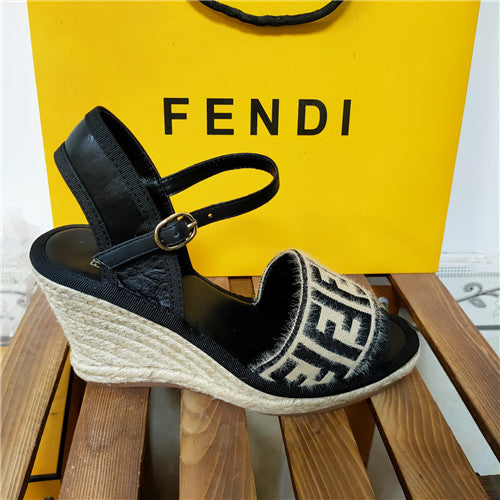 High Quality Luxury Fendi Wedge Sandals product detail