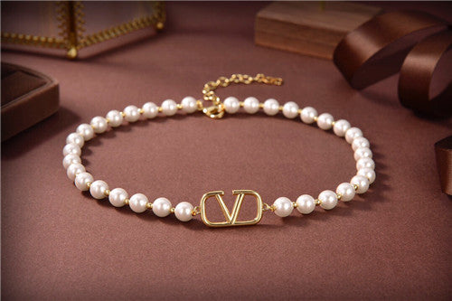 High Quality Luxury Valentino Pearl Necklace alternate view