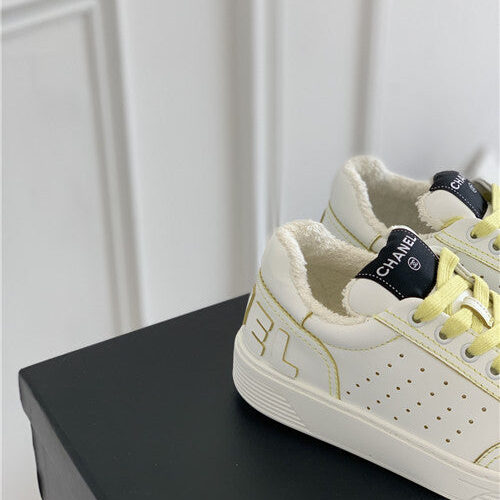 High Quality Luxury Chanel White Sneakers Womens – Style 97254 product detail