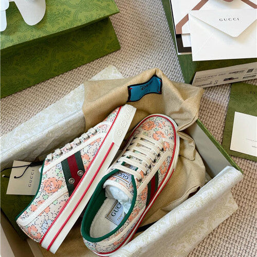 High Quality Luxury Gucci Tennis 1977 Low Sneakers – Style 85747 product detail