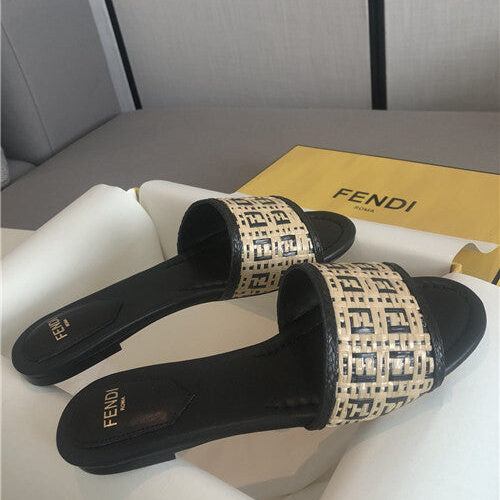 High Quality Luxury Fendi Slippers Sandals alternate view