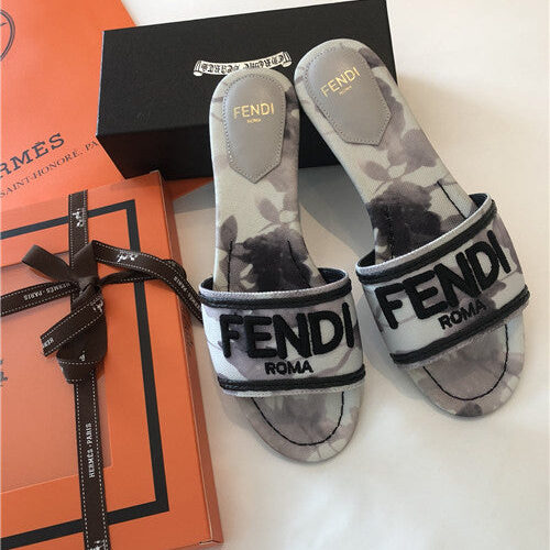 High Quality Luxury Fendi Slippers Sandals – Style 42355 product detail