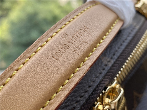 High Quality Luxury LV Utility Crossbody Bag product detail
