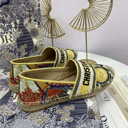 High Quality Luxury Dior Logo Embroidery Hollow Shoes – Style 57734 product detail