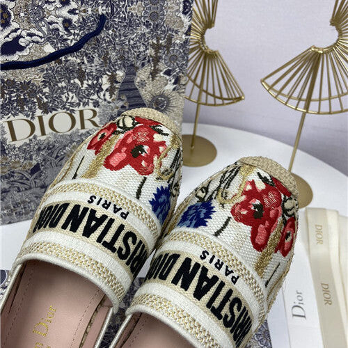 High Quality Luxury Dior Logo Embroidery Hollow Shoes – Style 61126 product detail