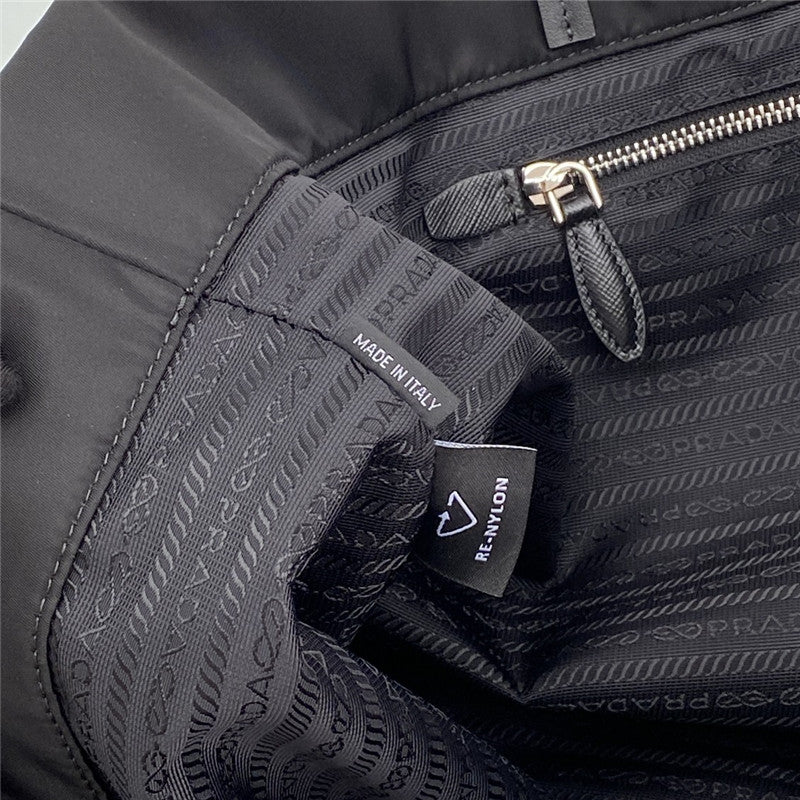 High Quality Luxury Prada Nylon Shopping Bag product detail