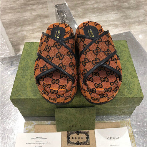 High Quality Luxury Gucci GG Platform Slippers – Style 43443 product detail
