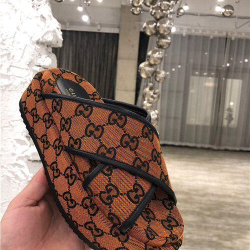 High Quality Luxury Gucci GG Platform Slippers – Style 43443 product detail