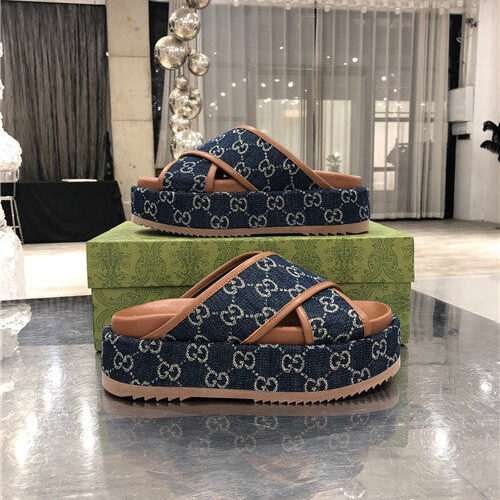 High Quality Luxury Gucci GG Platform Slippers – Style 76211 alternate view