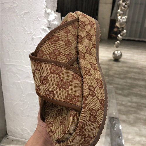 High Quality Luxury Gucci GG Platform Slippers – Style 08979 product detail