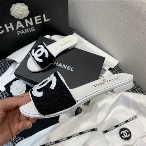 High Quality Luxury Chanel Sandals Slippers alternate view