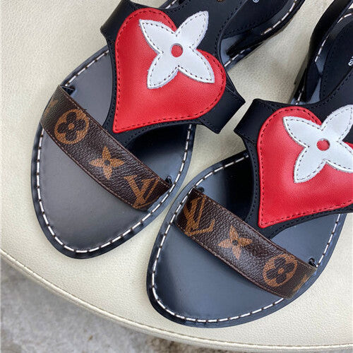 High Quality Luxury LV Flat Sandals – Style 31555 product detail