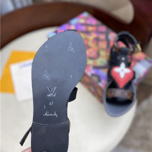 High Quality Luxury LV Flat Sandals – Style 31555 product detail