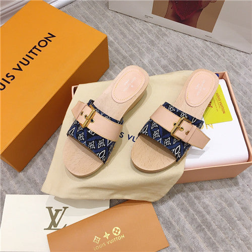 High Quality Luxury LV Solid Wood Slippers alternate view
