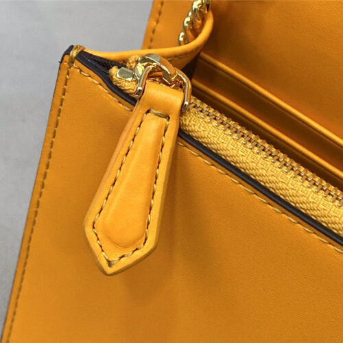 High Quality Luxury Fendi Chain Wallet – Style 32360 product detail