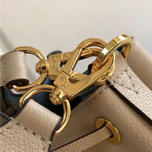 High Quality Luxury LV Lockme Bucket Bag product detail
