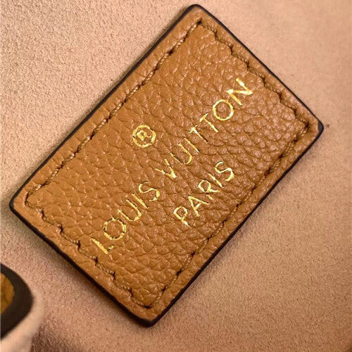 High Quality Luxury LV Lockme Bucket Bag – Style 48377 product detail