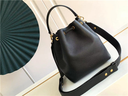 High Quality Luxury LV Lockme Bucket Bag – Style 48376 alternate view