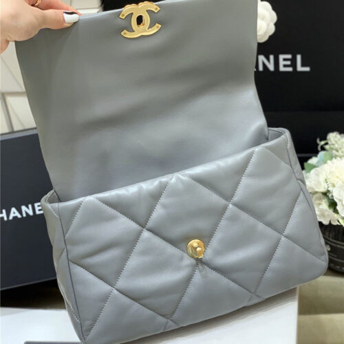 High Quality Luxury Chanel 19 Bag 30Cm product detail