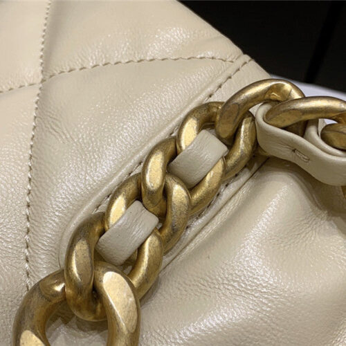 High Quality Luxury Chanel 19 Bag 30Cm – Style 46721 product detail
