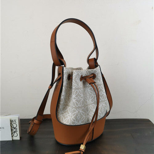 High Quality Luxury Loewe Anagram Small Tote Bag product detail