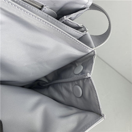 High Quality Luxury Prada Messenger Bag Small – Style 26900 product detail