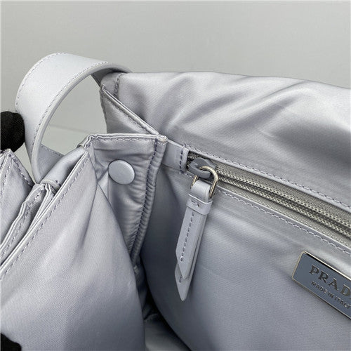 High Quality Luxury Prada Messenger Bag Small – Style 26900 product detail