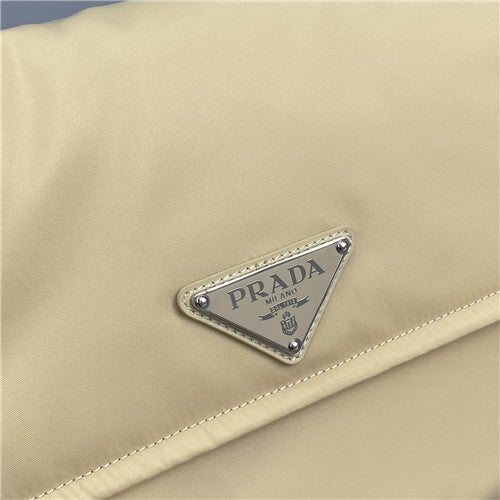 High Quality Luxury Prada Messenger Bag Small – Style 26902 product detail