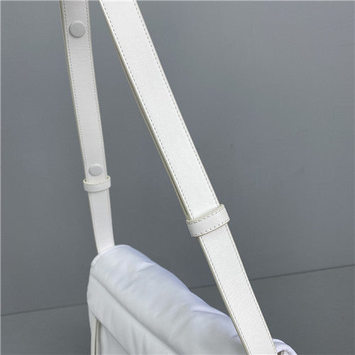 High Quality Luxury Prada Messenger Bag Small – Style 26898 product detail