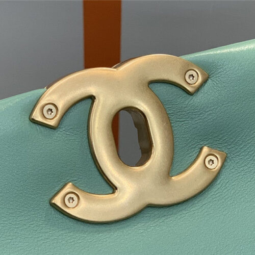 High Quality Luxury Chanel 19 Flap Bag – Style 46793 product detail