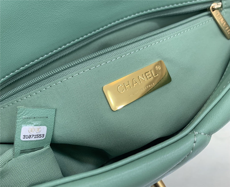 High Quality Luxury Chanel 19 Flap Bag – Style 46793 product detail