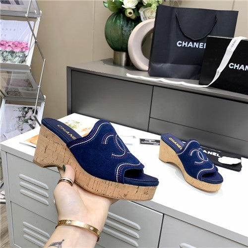 High Quality Luxury Chanel Platform Wedge Slippers – Style 17958 alternate view