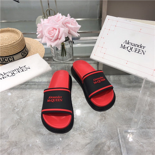 High Quality Luxury Alexander McQueen Slippers product detail